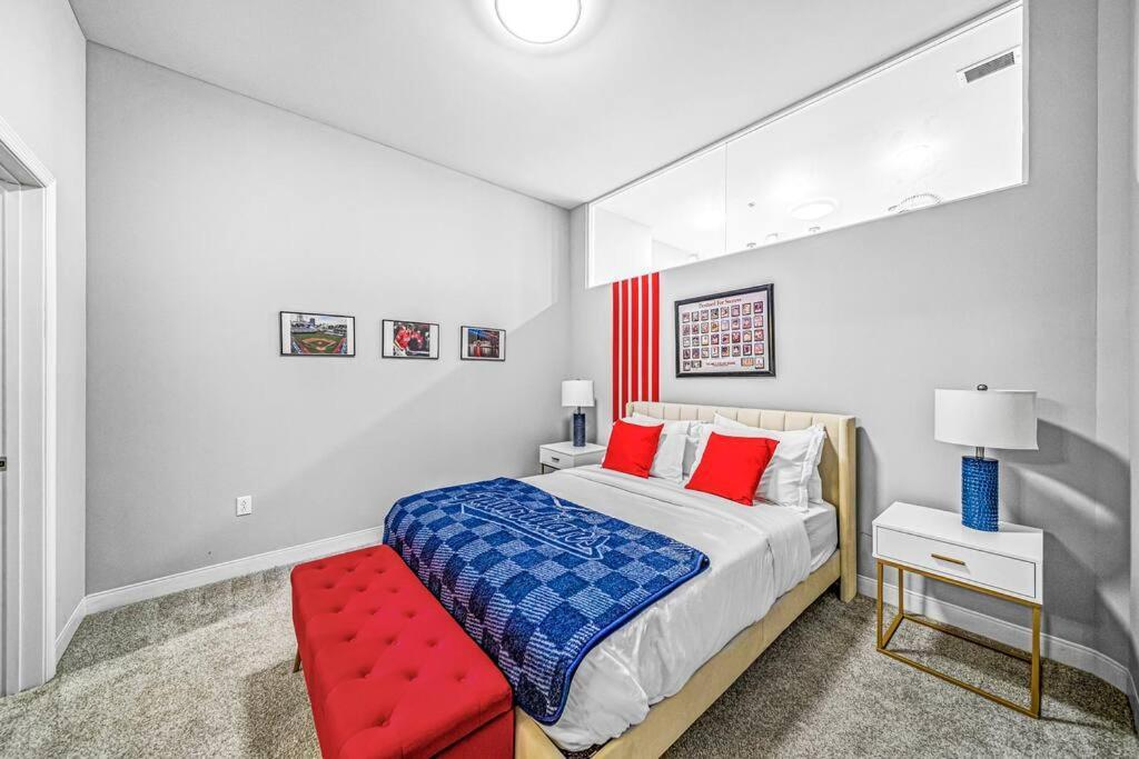 2Br Unit In The Heart Of Dt With View Of Playhouse Square, Pool & Gym Access- 305 Apartment Cleveland Ngoại thất bức ảnh