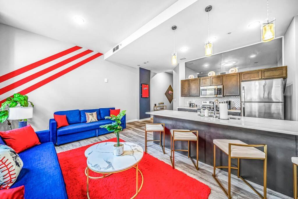 2Br Unit In The Heart Of Dt With View Of Playhouse Square, Pool & Gym Access- 305 Apartment Cleveland Ngoại thất bức ảnh